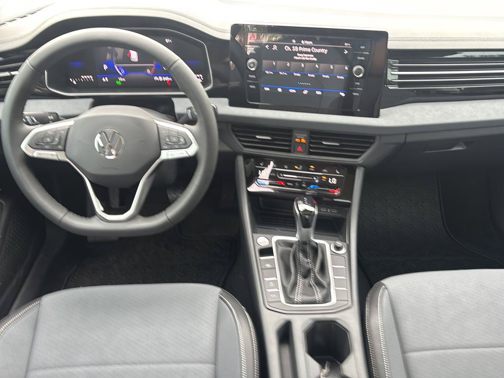 New 2026 Volkswagen Jetta SE FWD image 16