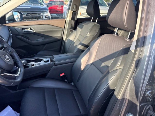 Used 2023 Nissan Rogue SV w/ SV Premium B Package AWD/4WD image 10