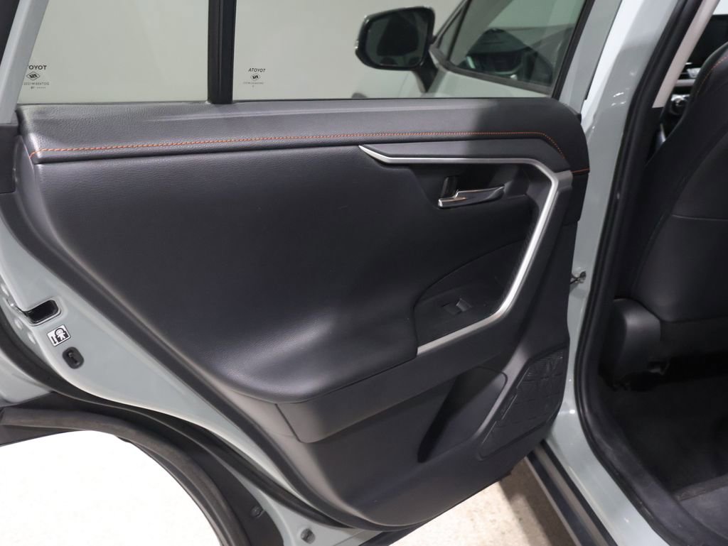 Used 2019 Toyota RAV4 Adventure image 19