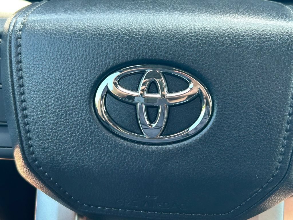 Used 2025 Toyota Sequoia Limited RWD image 47