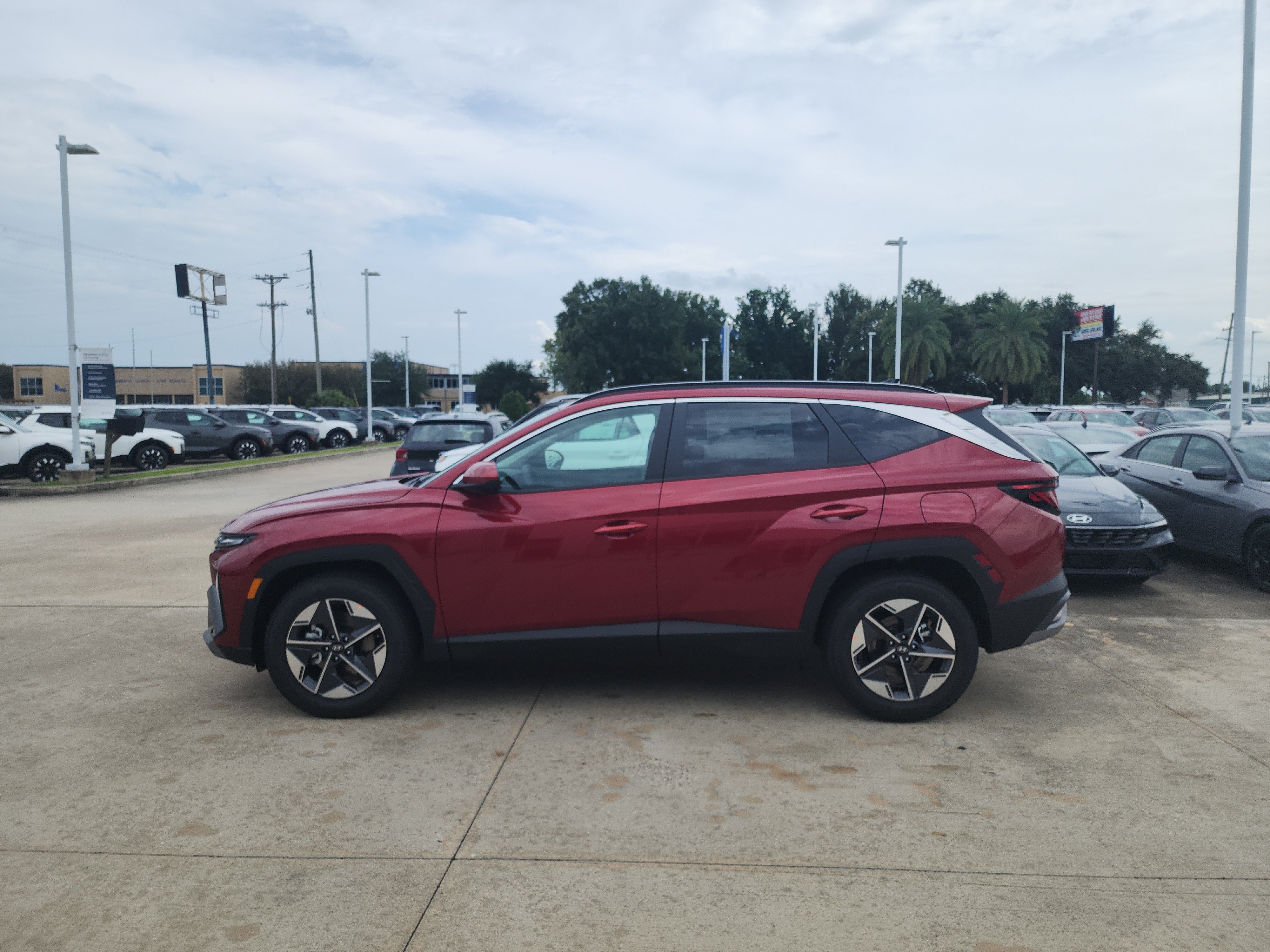 New 2026 Hyundai Tucson SEL Plus FWD image 4