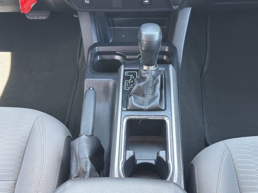 Used 2017 Toyota Tacoma SR5 w/ Tow Package RWD image 24
