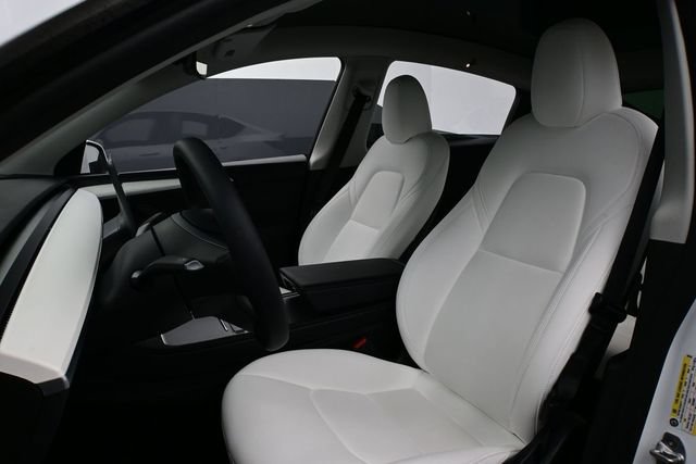 Used 2024 Tesla Model Y Performance AWD/4WD image 5