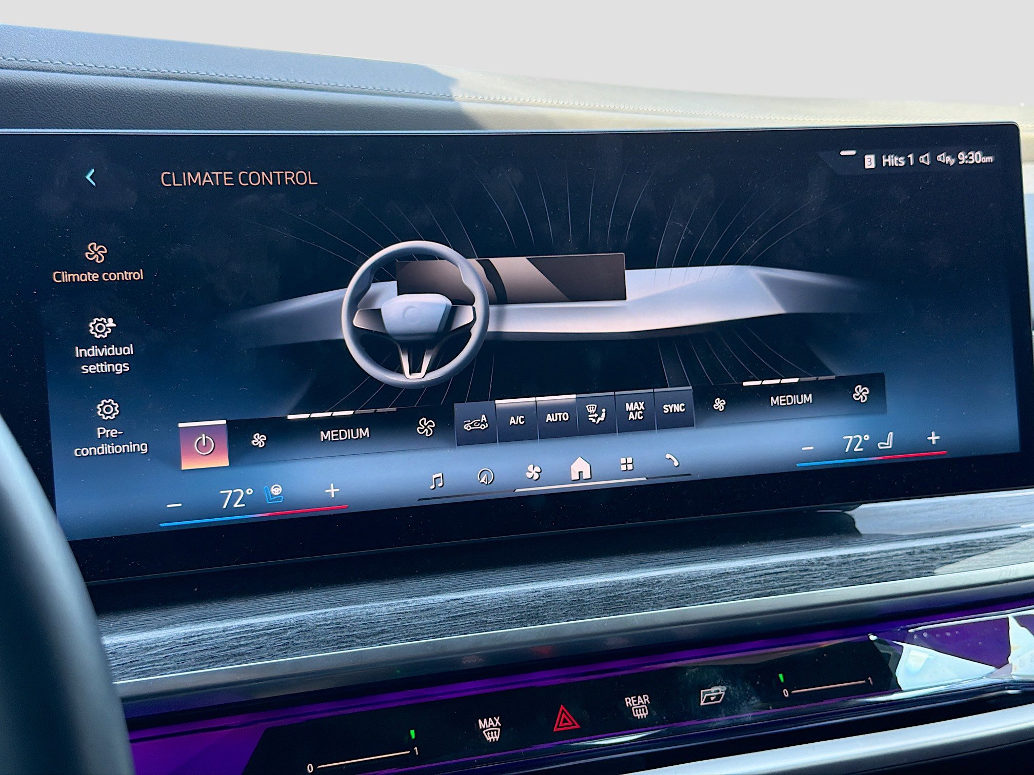 Used 2025 BMW i7 xDrive60 image 35