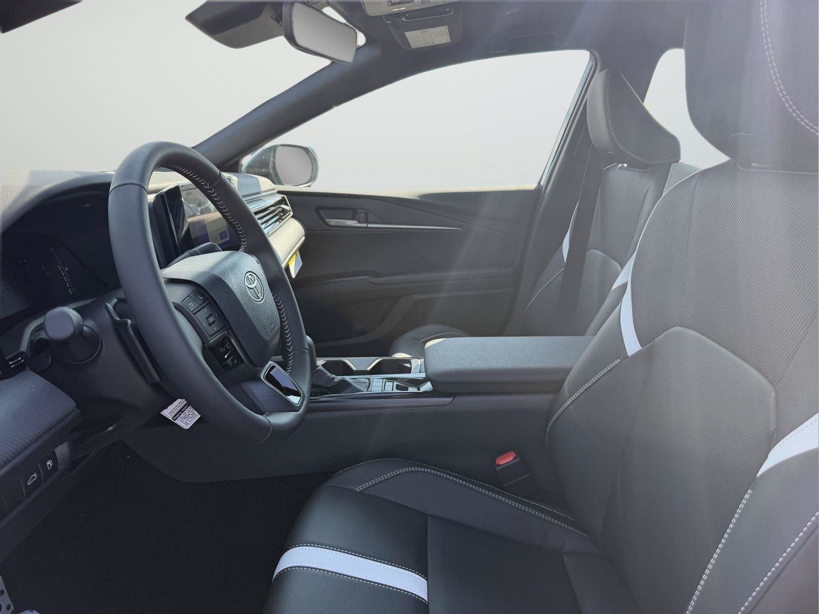 New 2026 Toyota Camry SE FWD image 12