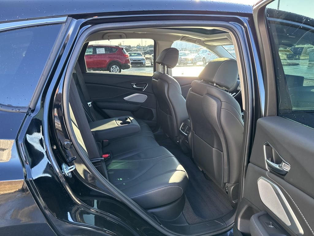 Used 2024 Acura RDX w/ Technology Package image 40