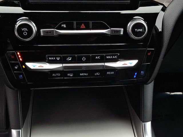 Used 2023 Ford Explorer Limited image 15