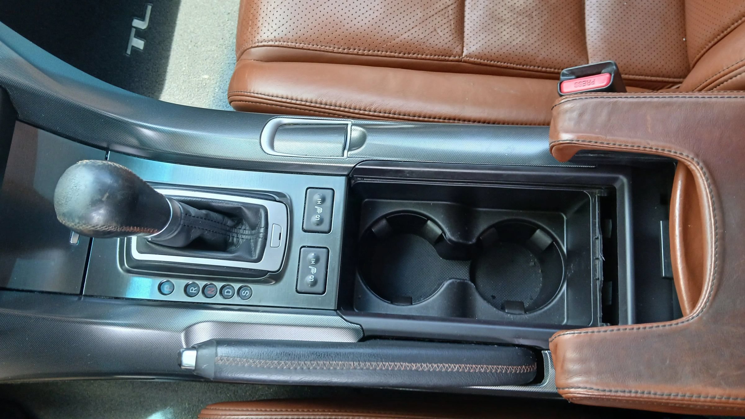 Used 2012 Acura TL SH-AWD image 32