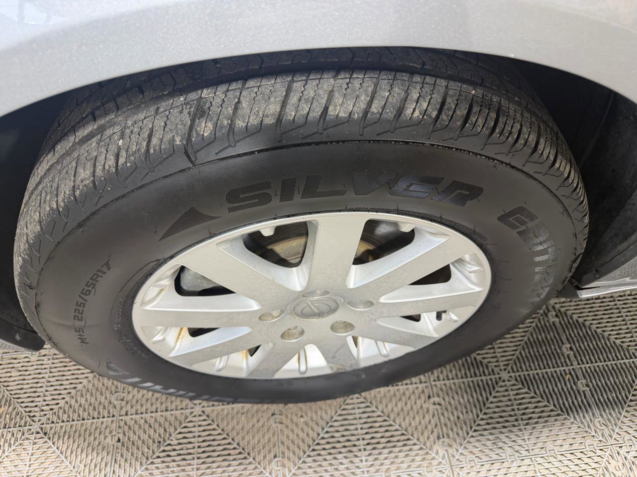 Used 2014 Chrysler Town & Country Touring FWD image 27