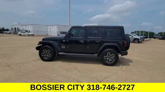 Used 2024 Jeep Wrangler Unlimited Sahara w/ Safety Group AWD/4WD image 6