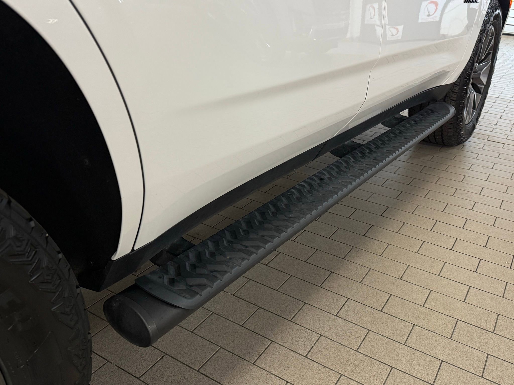 Used 2023 Chevrolet Tahoe Z71 image 14