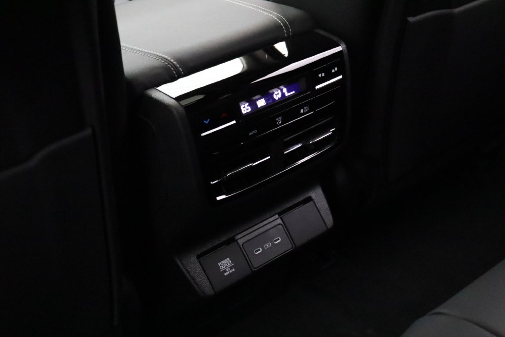 Certified 2026 Acura MDX w/ Technology Package AWD/4WD image 11