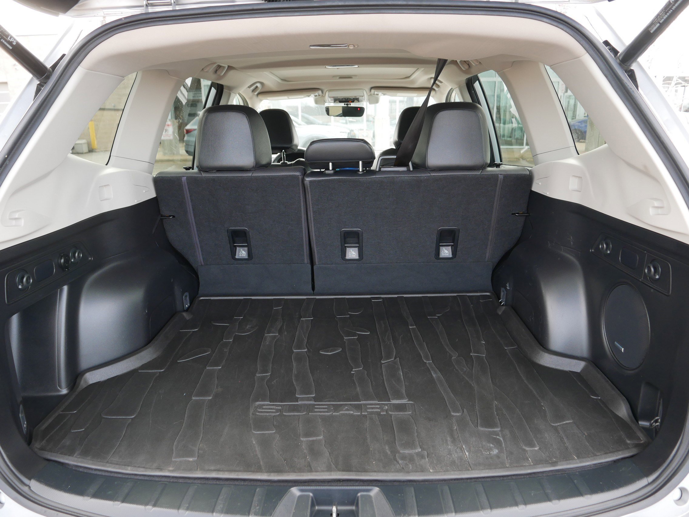 Used 2019 Subaru Forester Limited image 18