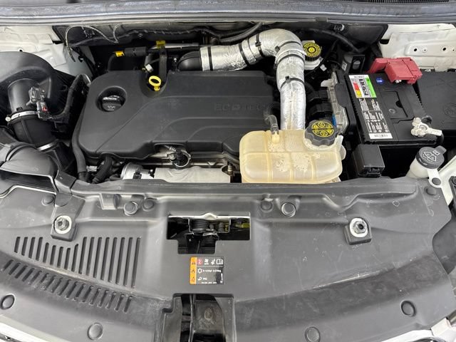Used 2022 Buick Encore Preferred w/ Safety Package II AWD/4WD image 19