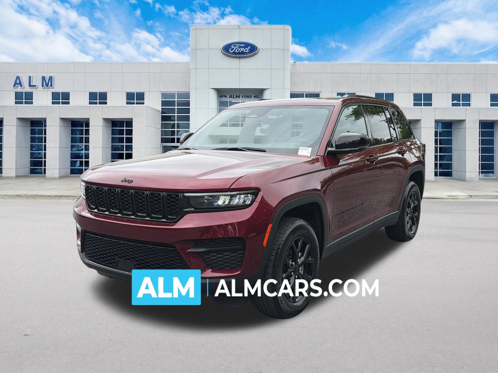 Used 2025 Jeep Grand Cherokee Altitude