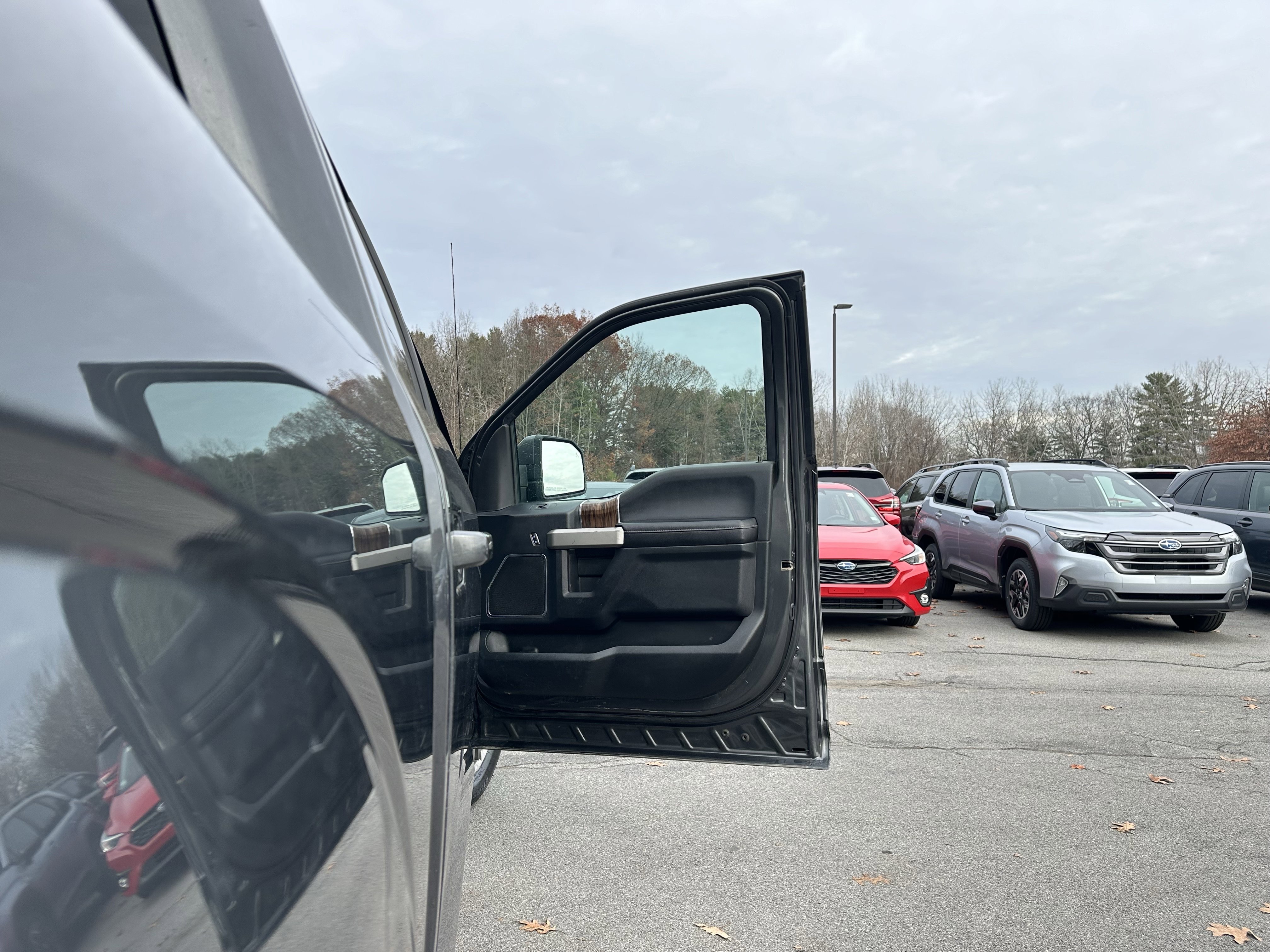 Used 2020 Ford F150 Lariat w/ Trailer Tow Package image 37