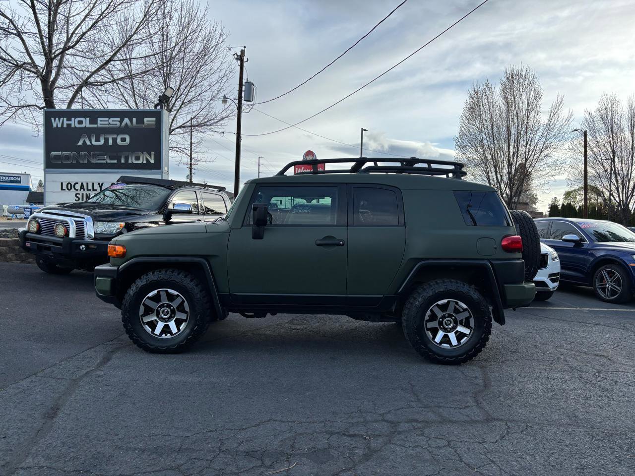 Used 2007 Toyota FJ Cruiser 4WD image 2