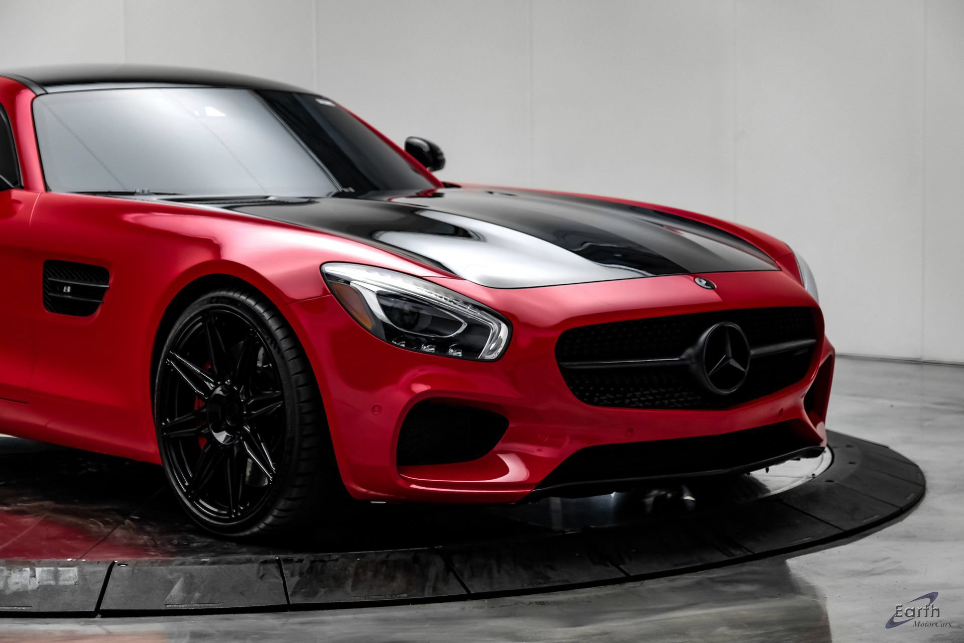 Used 2016 Mercedes-Benz AMG GT S image 28