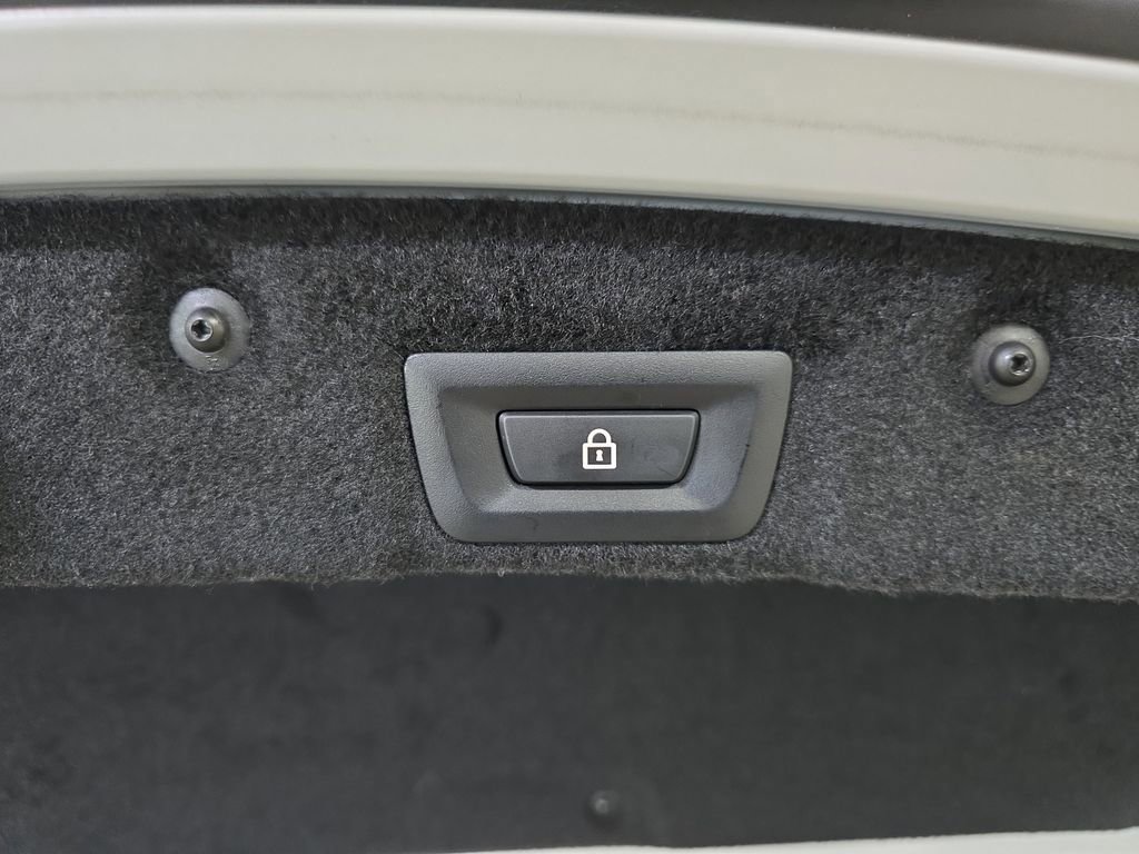 Used 2018 BMW 640i Convertible w/ Executive Package RWD image 30