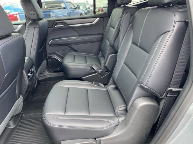 Used 2026 GMC Acadia Elevation w/ Elevation Premium Package image 28