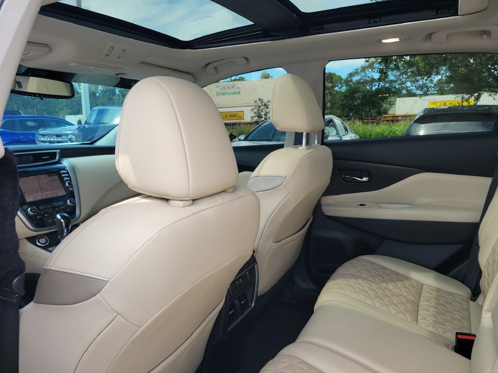 Used 2021 Nissan Murano Platinum w/ Cargo Package FWD image 26