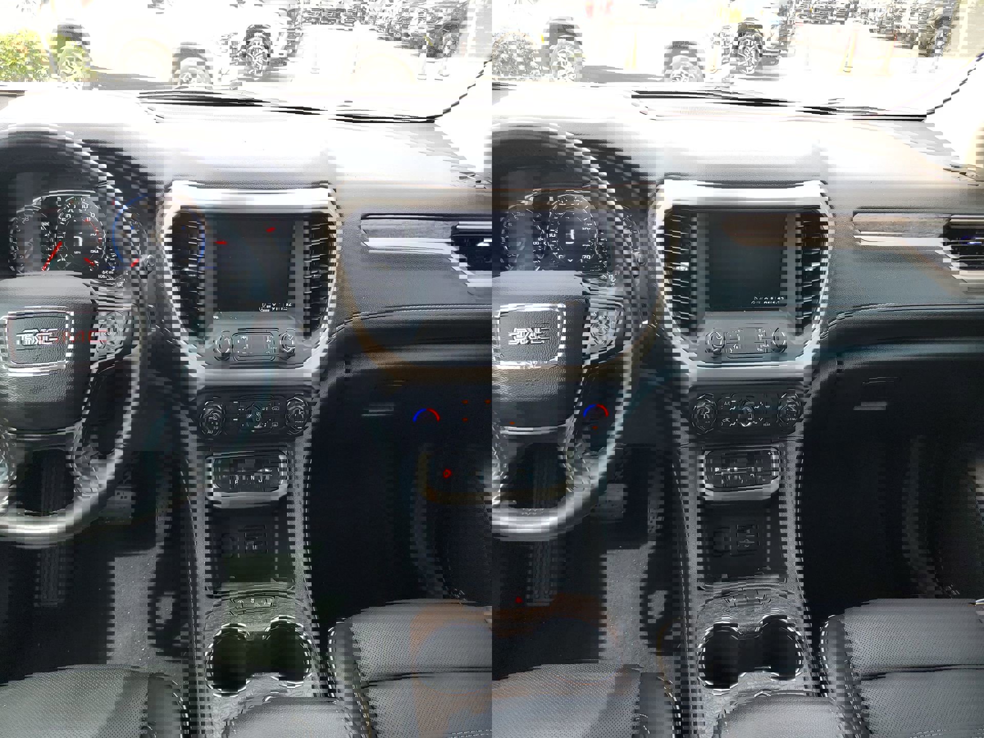 Used 2021 GMC Acadia Denali w/ Denali Technology Package image 52