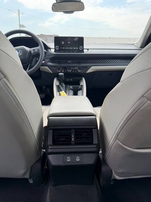Used 2025 Honda Accord LX image 28