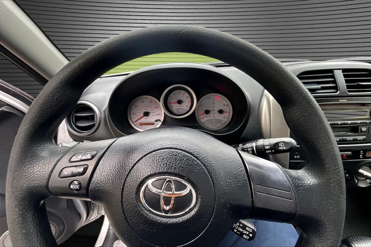 Used 2004 Toyota RAV4 2WD image 8