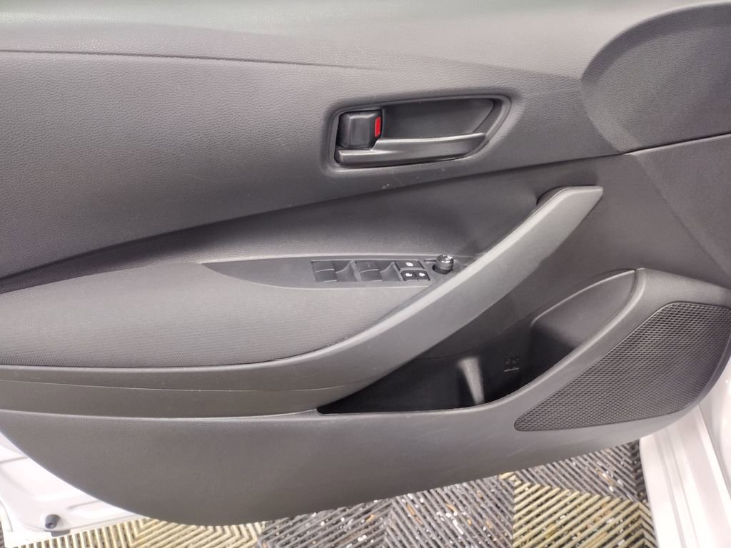 Used 2023 Toyota Corolla LE image 18