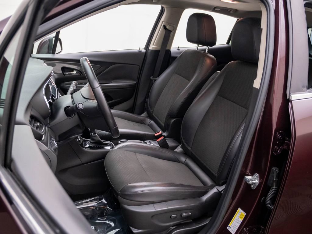 Used 2018 Buick Encore Sport Touring image 16