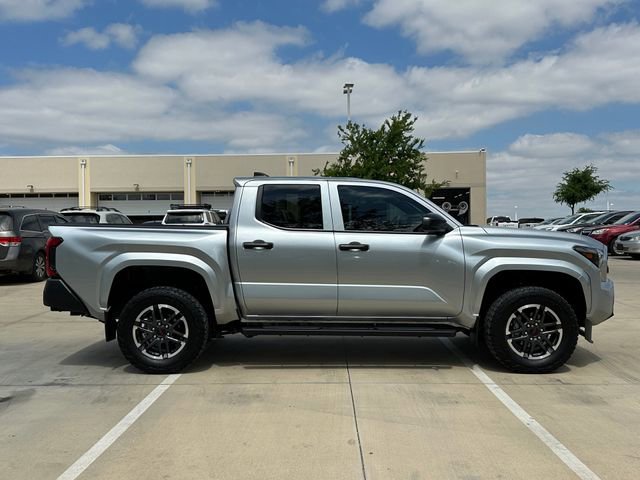 Used 2024 Toyota Tacoma SR image 4