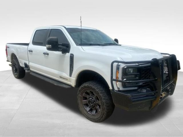 Used 2023 Ford F250 XL w/ STX Appearance Package AWD/4WD image 9