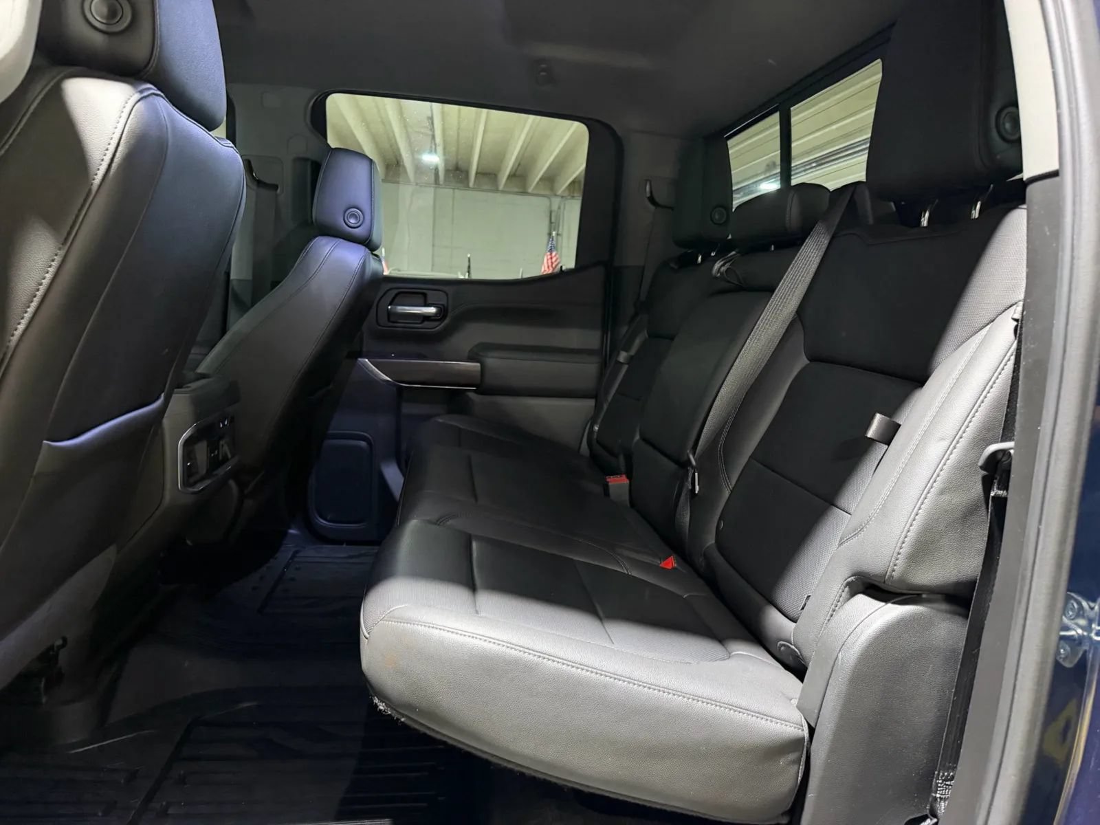 Used 2020 GMC Sierra 1500 SLT w/ SLT Convenience Package AWD/4WD image 11