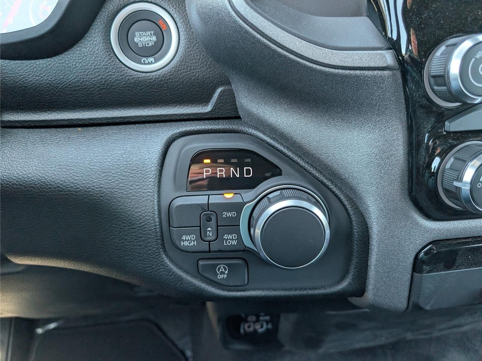 New 2026 RAM 1500 Express AWD/4WD image 20
