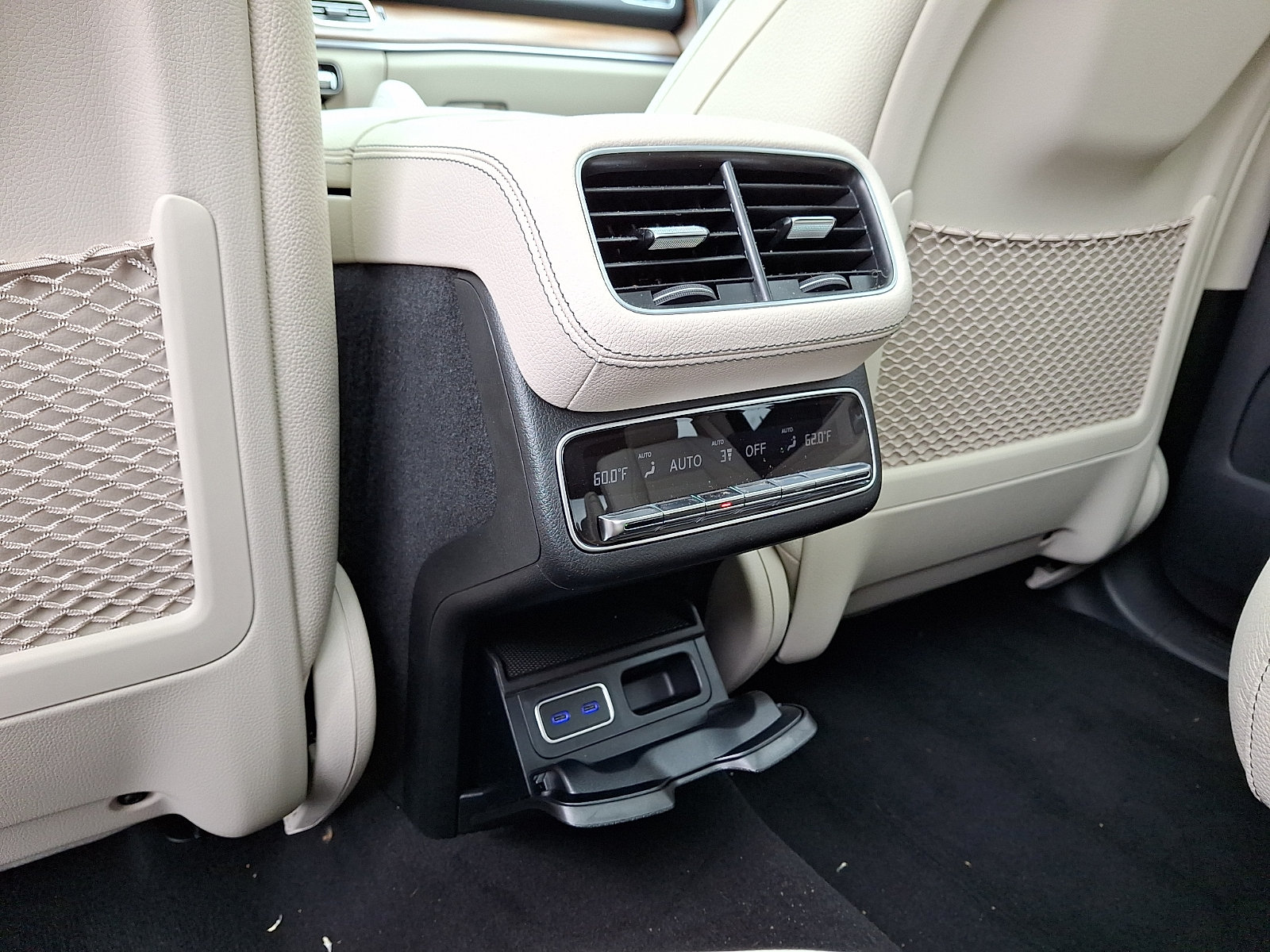 New 2026 Mercedes-Benz GLS 450 4MATIC image 11
