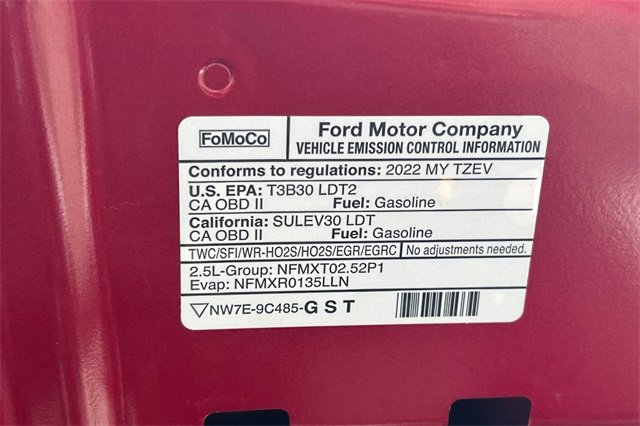 Used 2022 Ford Escape Titanium w/ Titanium Premium Package image 35