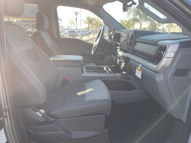 New 2026 Ford F250 XLT w/ XLT Premium Package AWD/4WD image 27