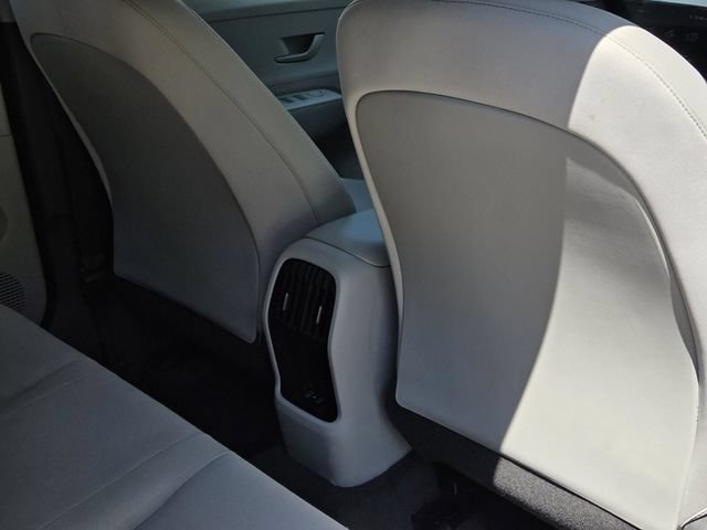 Used 2025 Hyundai Kona SEL AWD/4WD image 41