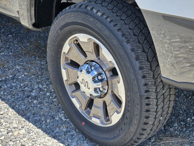 New 2026 Ford F350 King Ranch w/ FX4 Off-Road Package AWD/4WD image 5