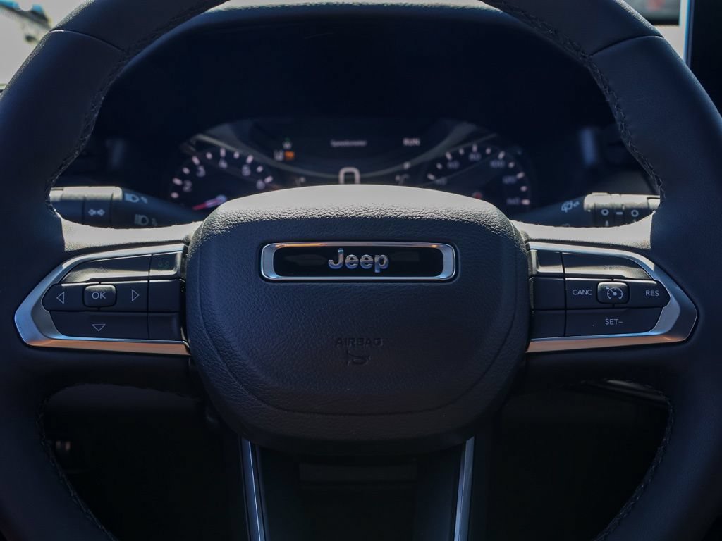 New 2026 Jeep Compass Latitude AWD/4WD image 25