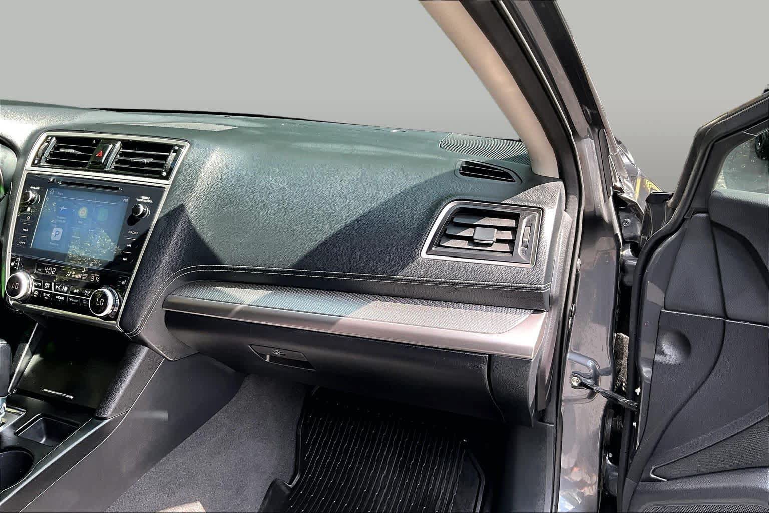 Used 2018 Subaru Outback 2.5i Premium AWD/4WD image 19