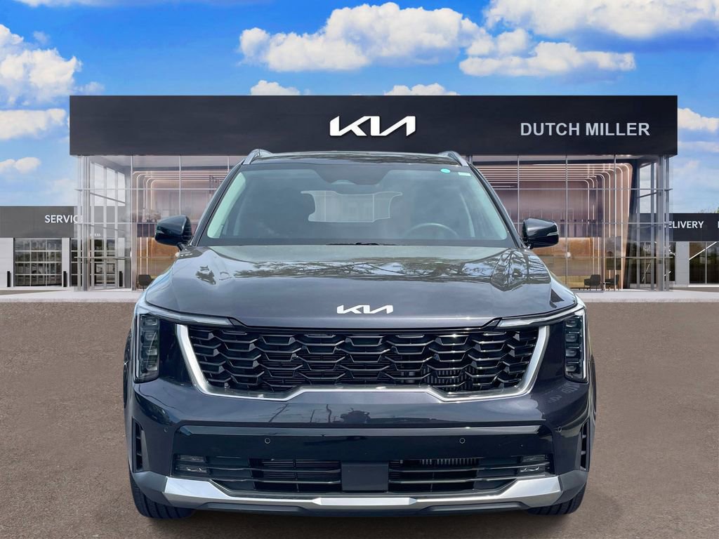 Certified 2025 Kia Sorento EX image 2