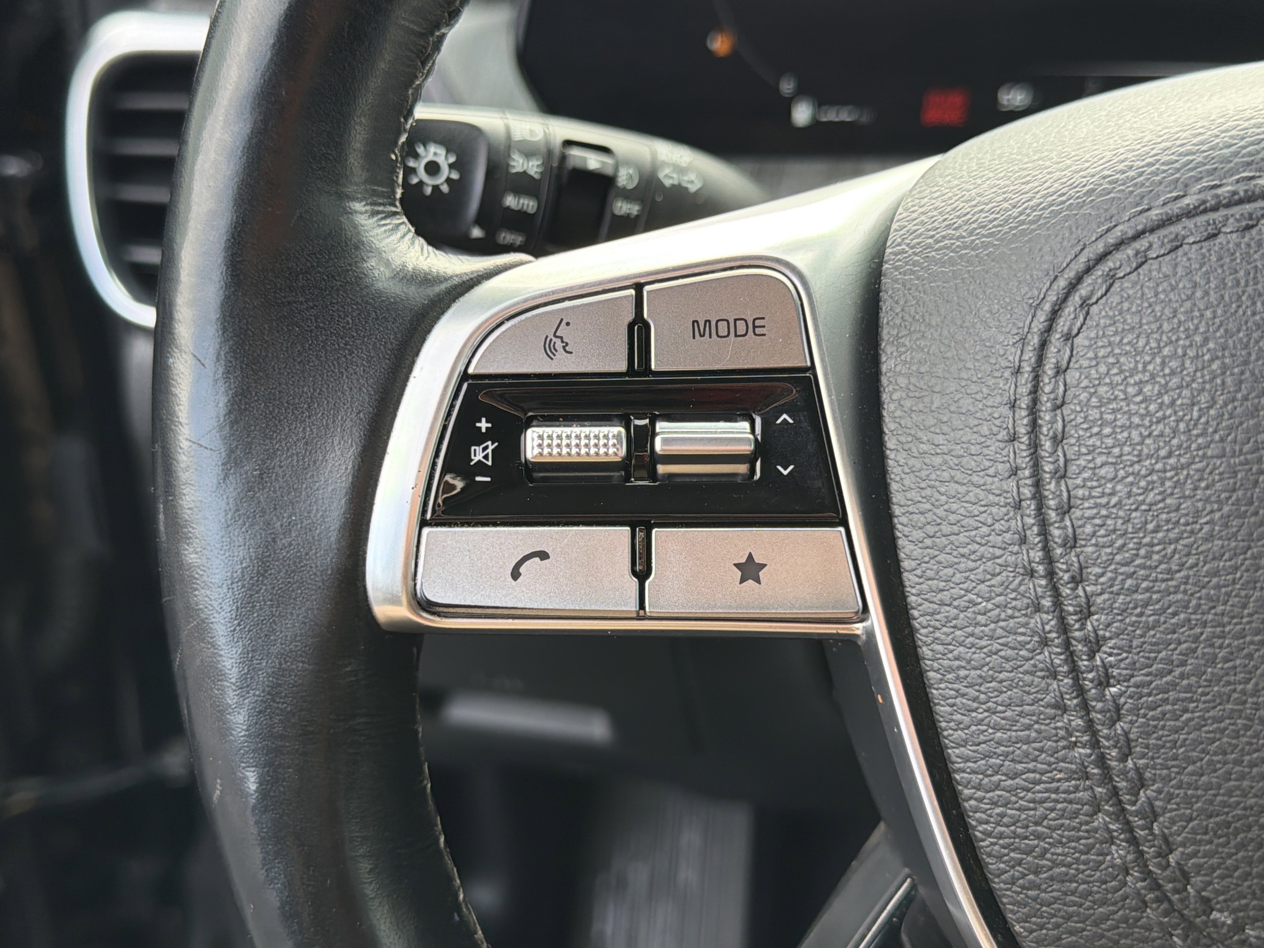 Used 2023 Kia Telluride SX Prestige image 26
