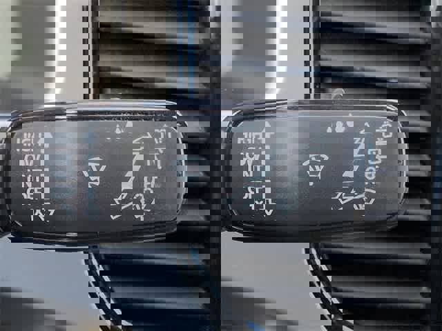 Used 2022 Volkswagen Atlas SE image 25