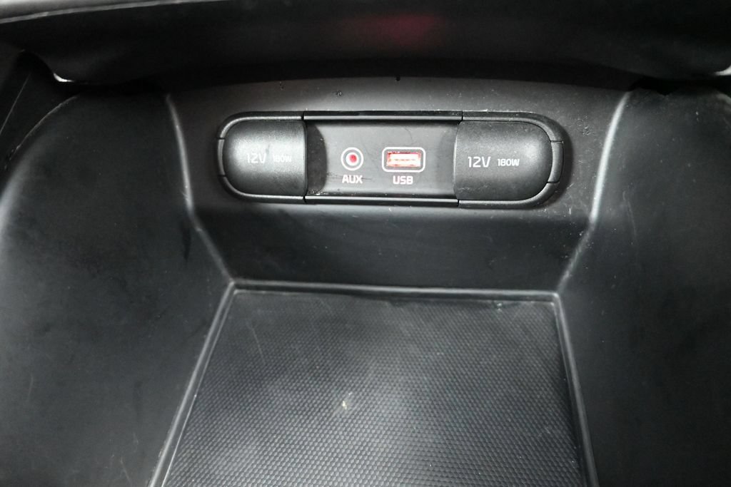 Used 2020 Kia Sorento FWD V6 image 20