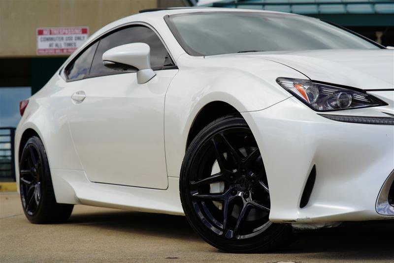 Used 2017 Lexus RC 200t w/ Accessory Package 2 RWD image 14