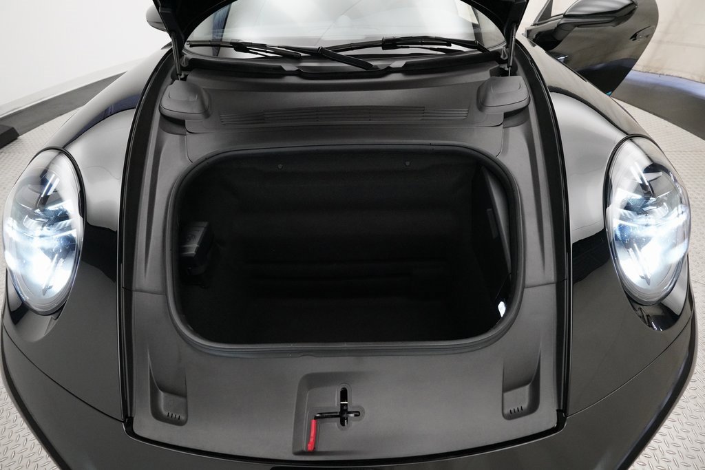 Used 2025 Porsche 911 Carrera S image 31