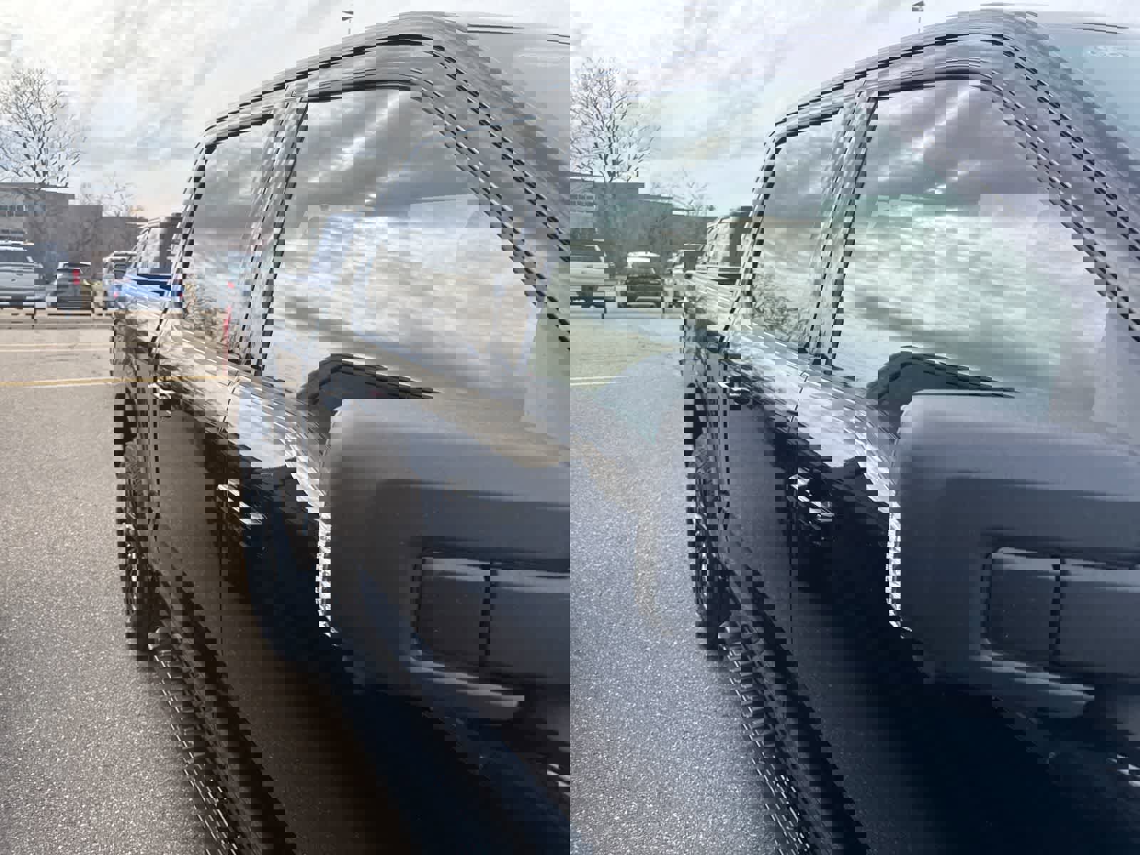 New 2026 Ford F150 XLT w/ Equipment Group 302A MID image 21