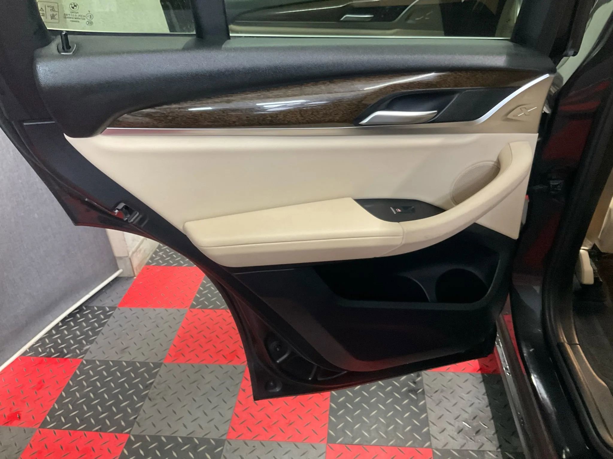 Used 2019 BMW X3 xDrive30i w/ Driving Assistance Package image 7