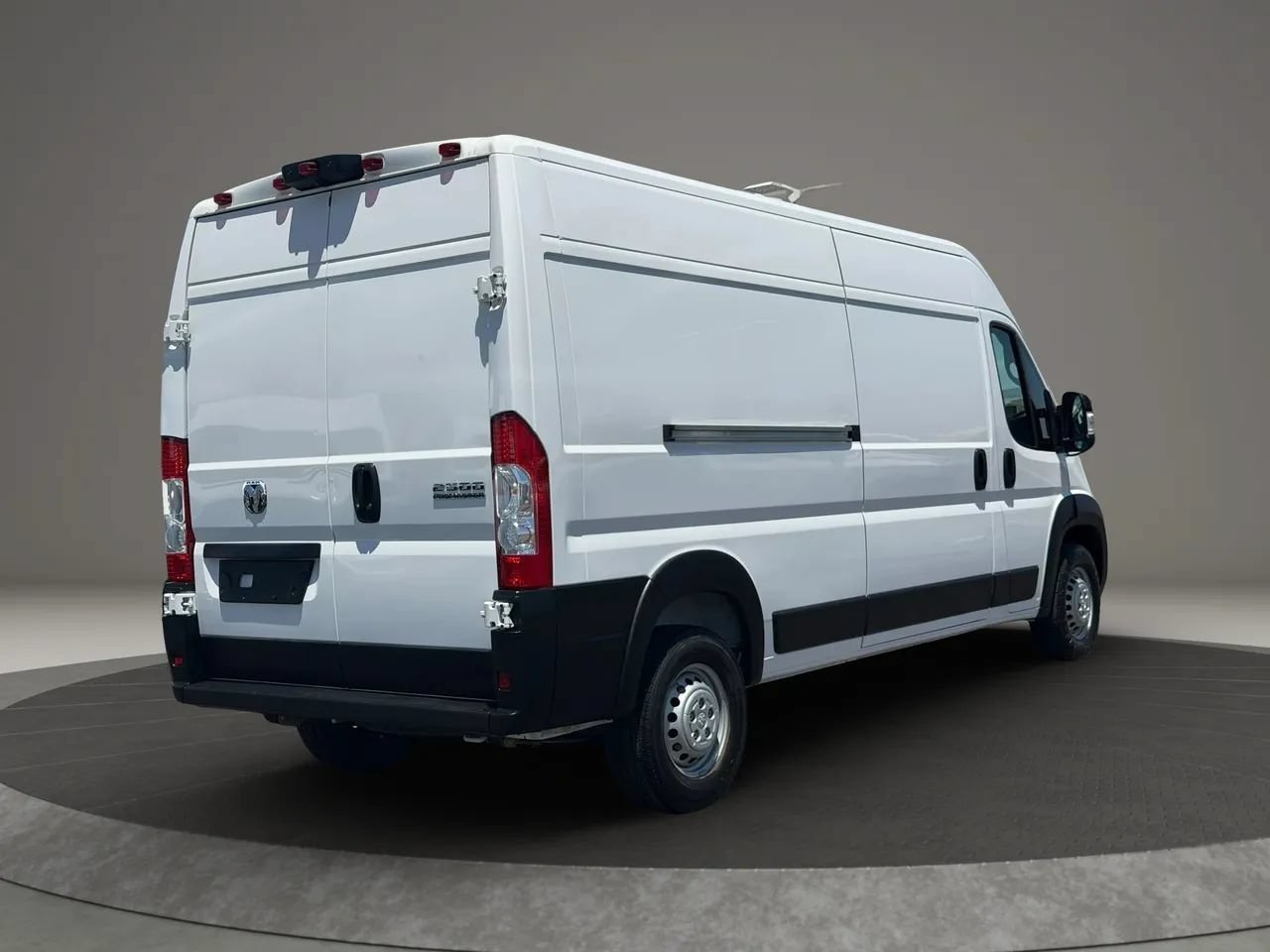 Used 2025 RAM ProMaster 2500 w/ Convenience Group FWD image 6